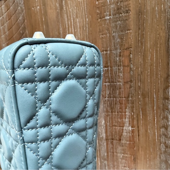 Christian Dior Cannage Mini Lady Dior Sky Blue - Picture 10 of 15